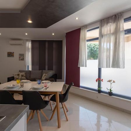 Apartman Dora โปดสตรานา ภายนอก รูปภาพ